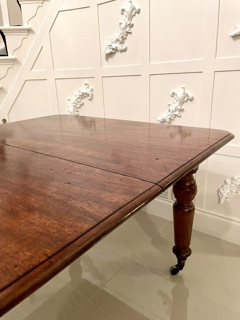 Antique Victorian Mahogany Extending Dining Table - Image 4